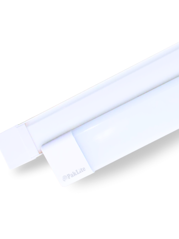 LED BATTEN LIGHT